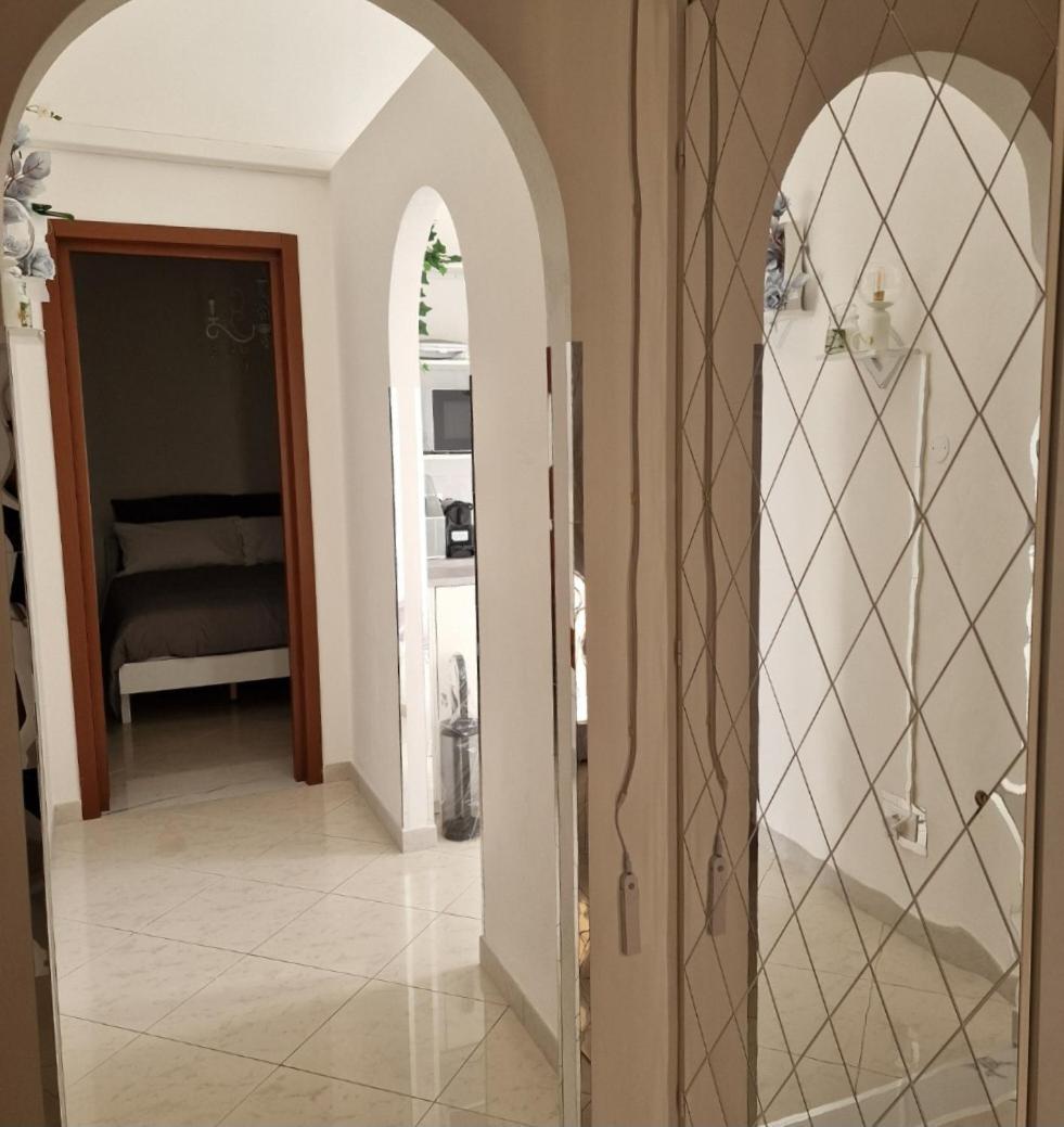Cinzia'S House Of Mirrors Apartment Pisa Bagian luar foto